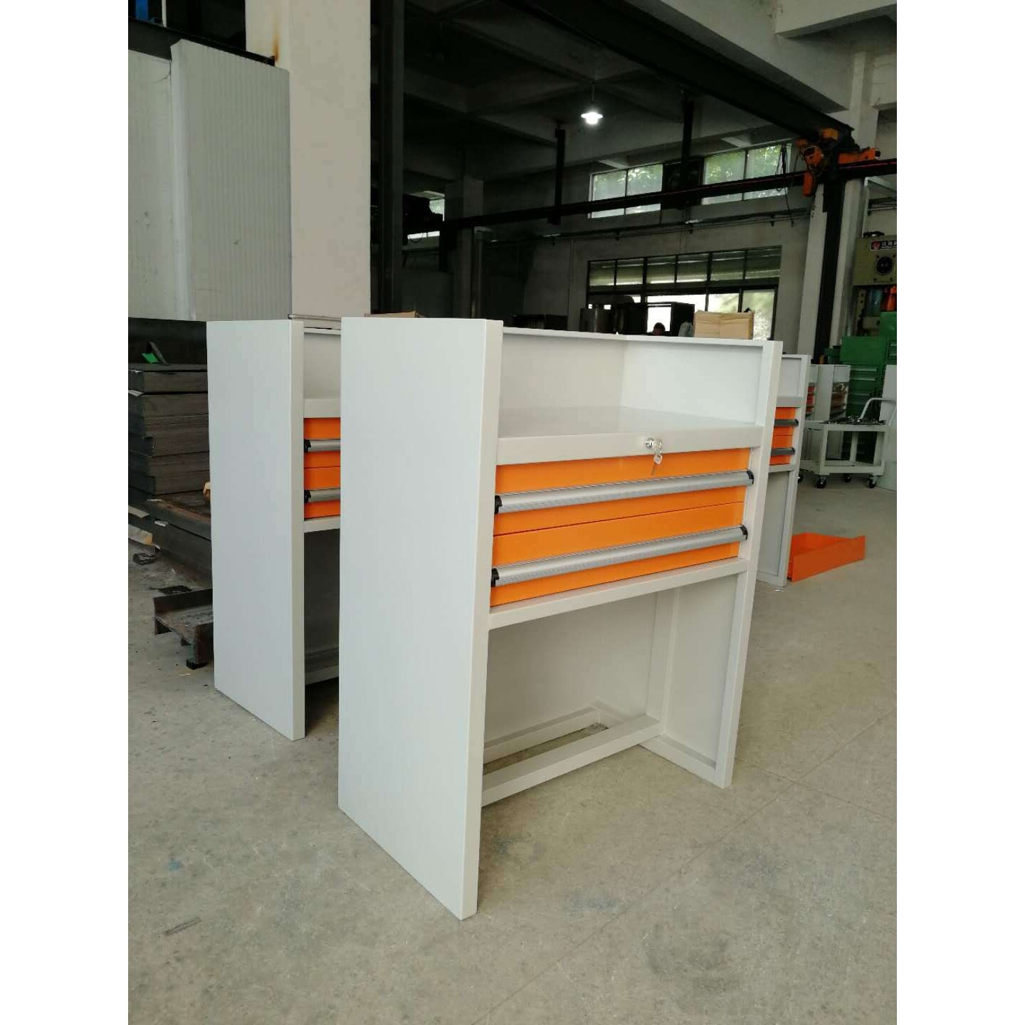 东莞厂家直销工具柜 多功能车间工具柜 检修工作台机床柜多工位