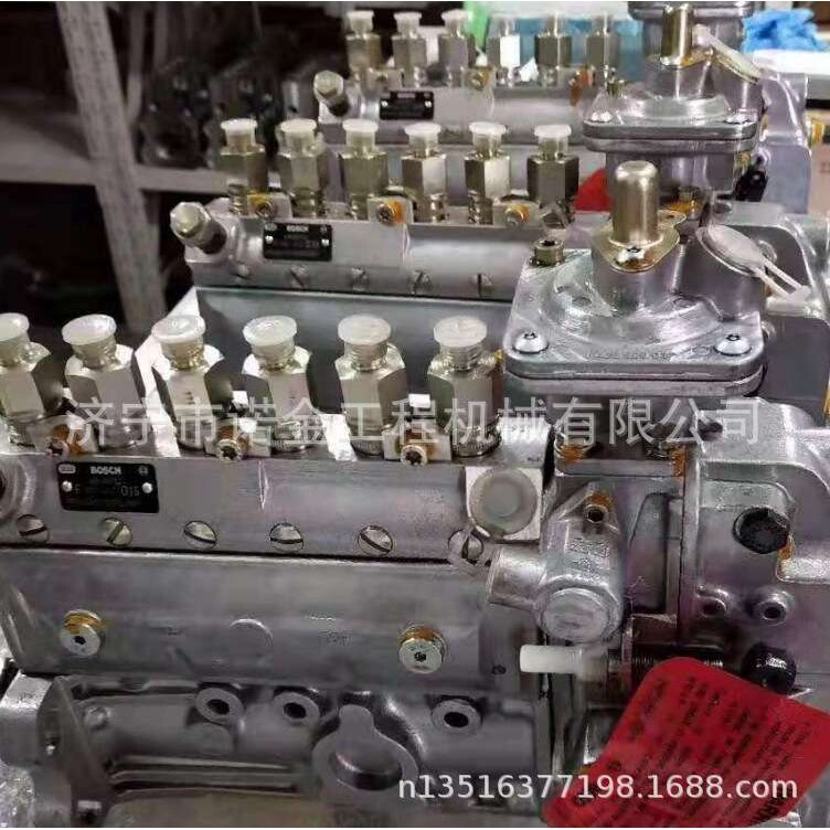 6211--71-1121燃油泵喷油嘴柴油泵挖机配件