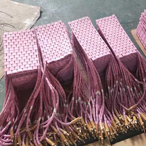 高温履带式陶瓷加热板LCD管道加热带焊接预热热处理陶瓷加热片