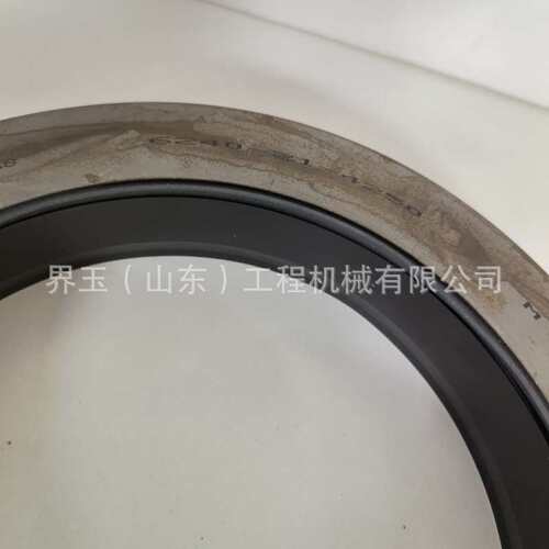 6240-21-4250曲轴后油封PC1250-7 PC1250-8  D375  WA600-3 WD600