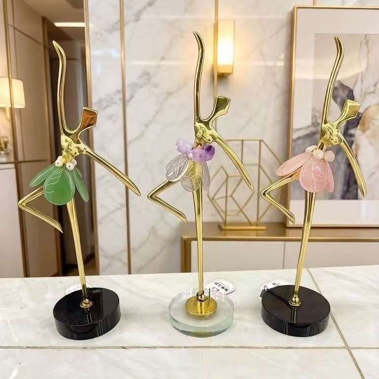 现代轻奢芭蕾舞蹈女孩高档铜摆件客厅酒柜玄关电视柜跳舞装饰