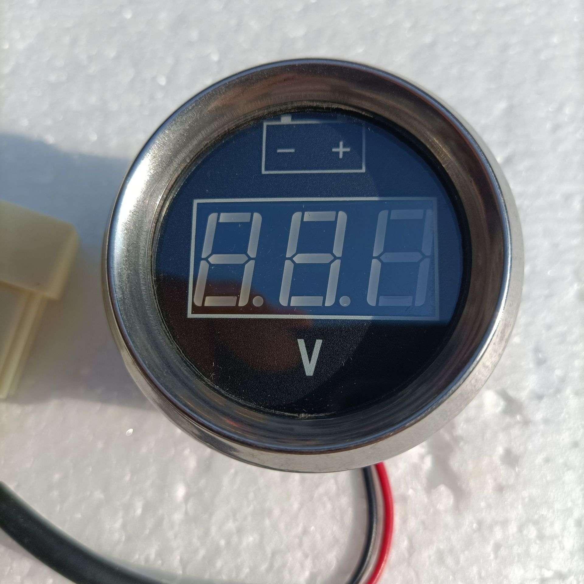 车用55mm电压显示表农用车挖掘机 压路机用电瓶电压变化表