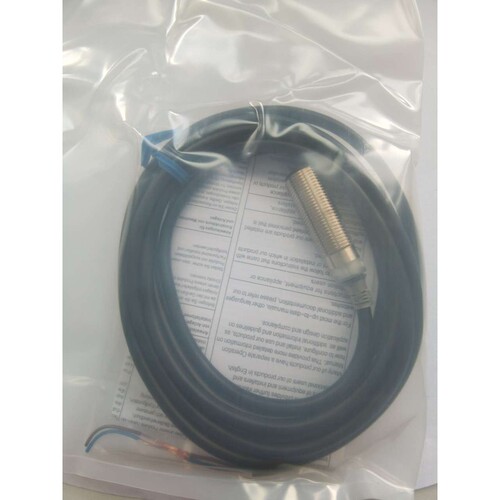 接近开关 限位开关 E2E-X7D212 双色灯