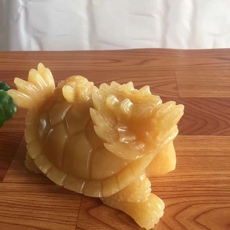 米黄玉龙龟摆件黄玉精雕龙龟玉摆件