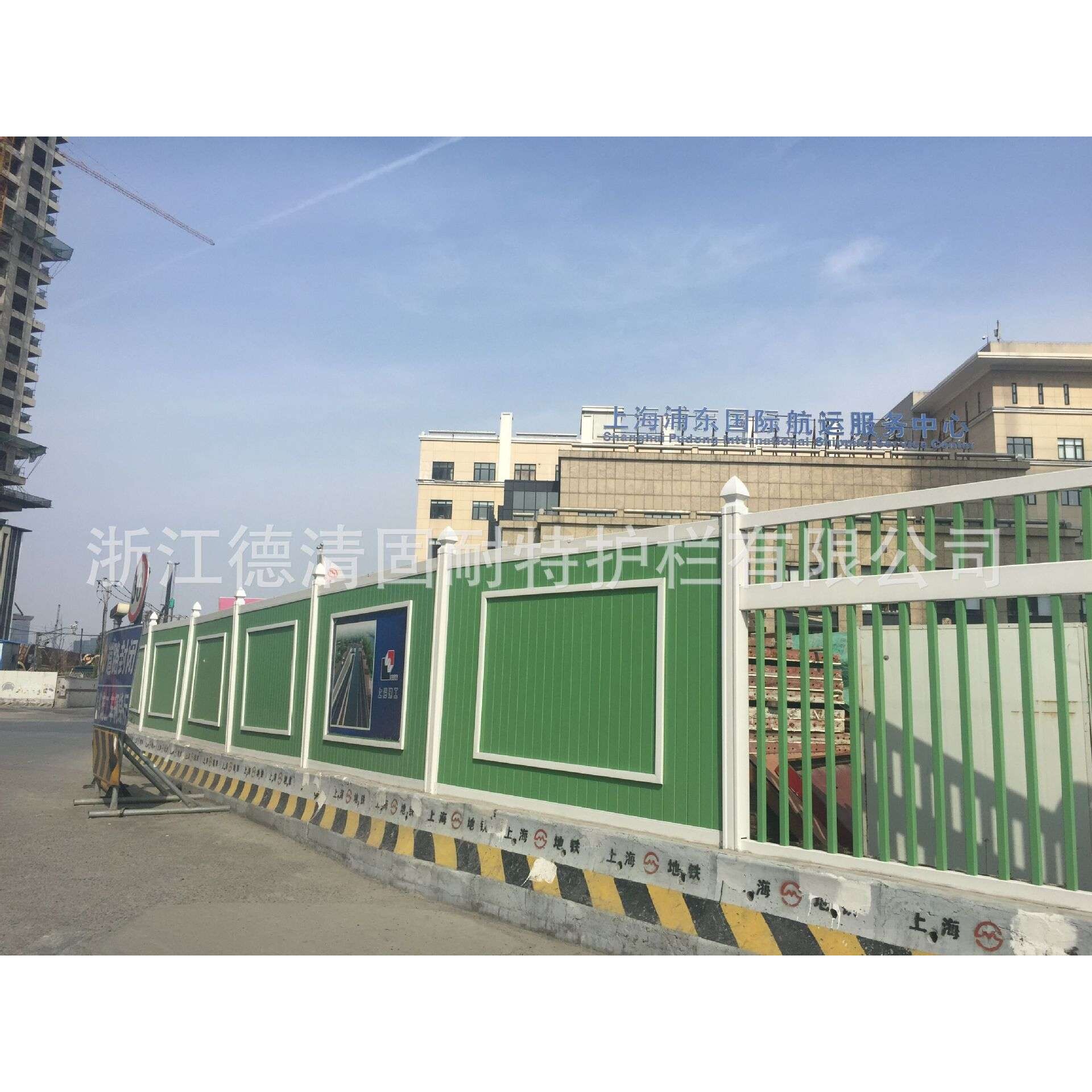 马场护栏马场围栏施工围挡PVC护栏美式护栏跑马场围栏