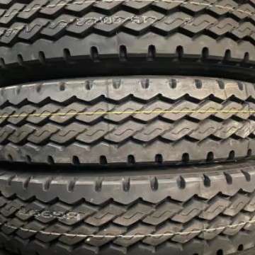 前进牌卡客车轮胎花纹GL210A 规格12R22.5-18PR 低油耗,现货