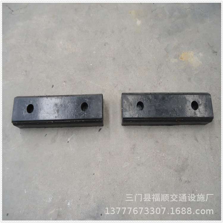 源头厂货货车防撞块机器橡胶防撞条箱体缓冲块实心橡胶防撞块防护