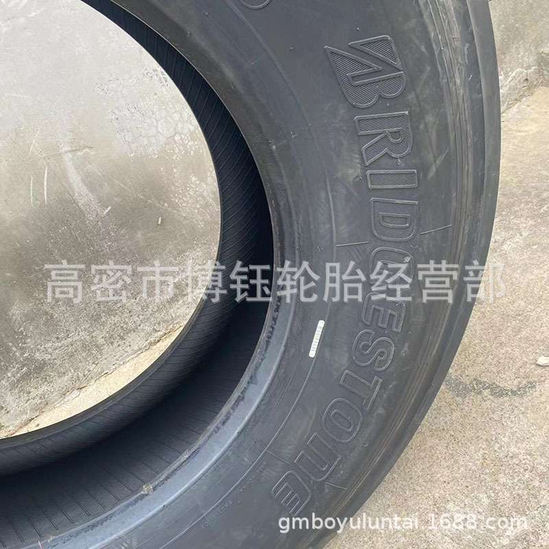 普利司通315/80R22.平板拖车货车轮胎295/80R22.5 卡车轮胎R102花