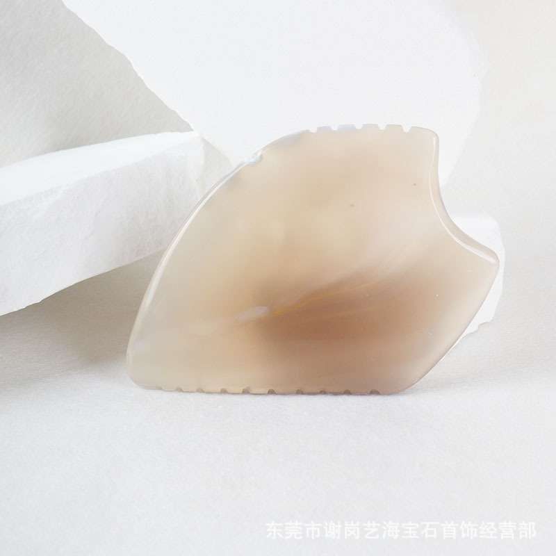 厂家直销天然灰玛瑙钳子形异形刮痧板 玛瑙钳子形刮痧片全身通用