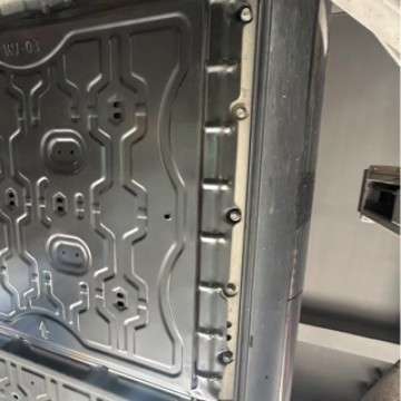 适用问界M9底盘护板 M9电池底盘护板 新能源改装底盘装甲2.8mm