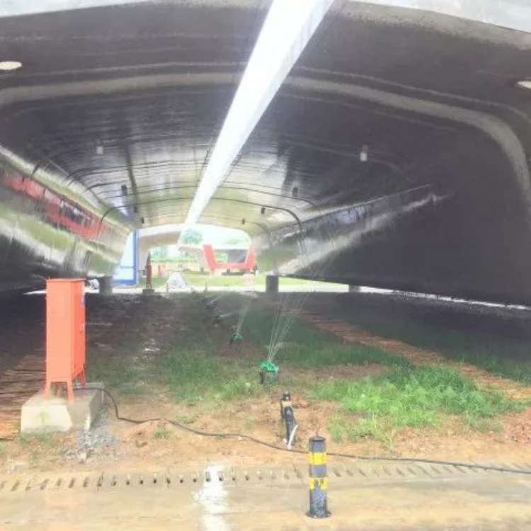 桥梁喷淋养护机 远程操控喷淋设备 混凝土台座养生系统