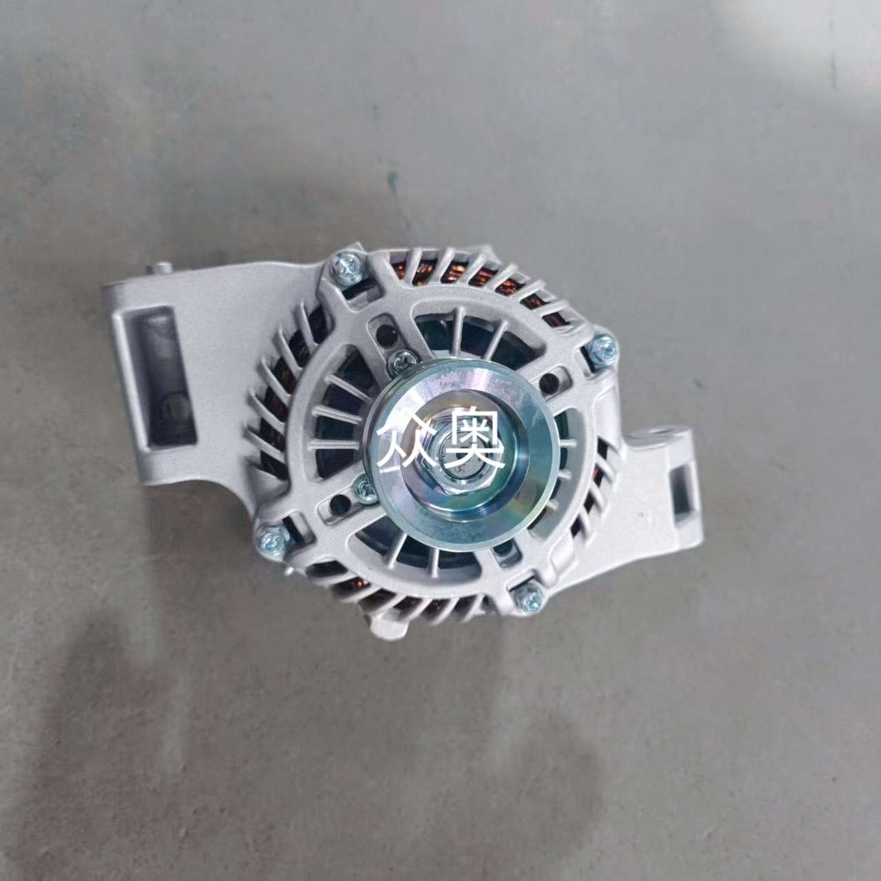 适用马自达汽车发电机LFBL18300  A002TJ0791  A003TJ1091