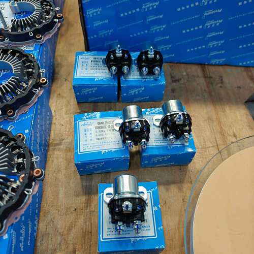 佩特来发电机配件AV1147A3001-1100 COM16802 MO5R3001SE-12