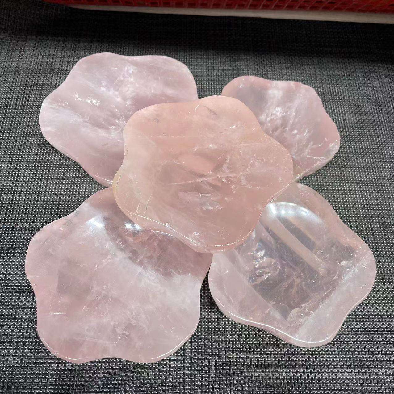 跨境天然粉水晶摆件爱心梅花蝴蝶碗工艺品 原石 打磨消磁碗摆件