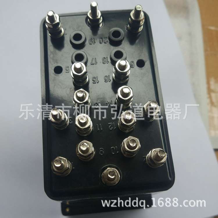 供应DZY-207 220V许继电气中间继电器