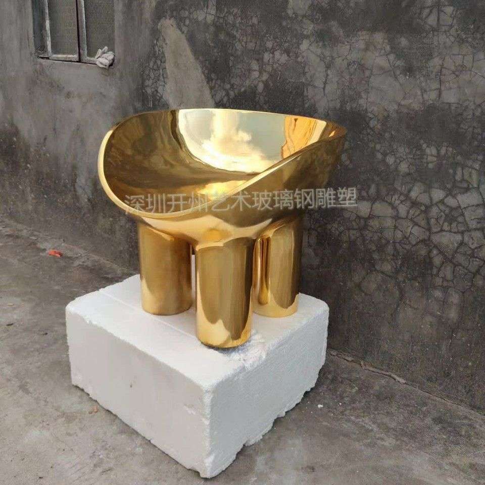 现货玻璃钢公园广场购物中心楼盘景观雕塑商场幼儿园金色凳子摆件