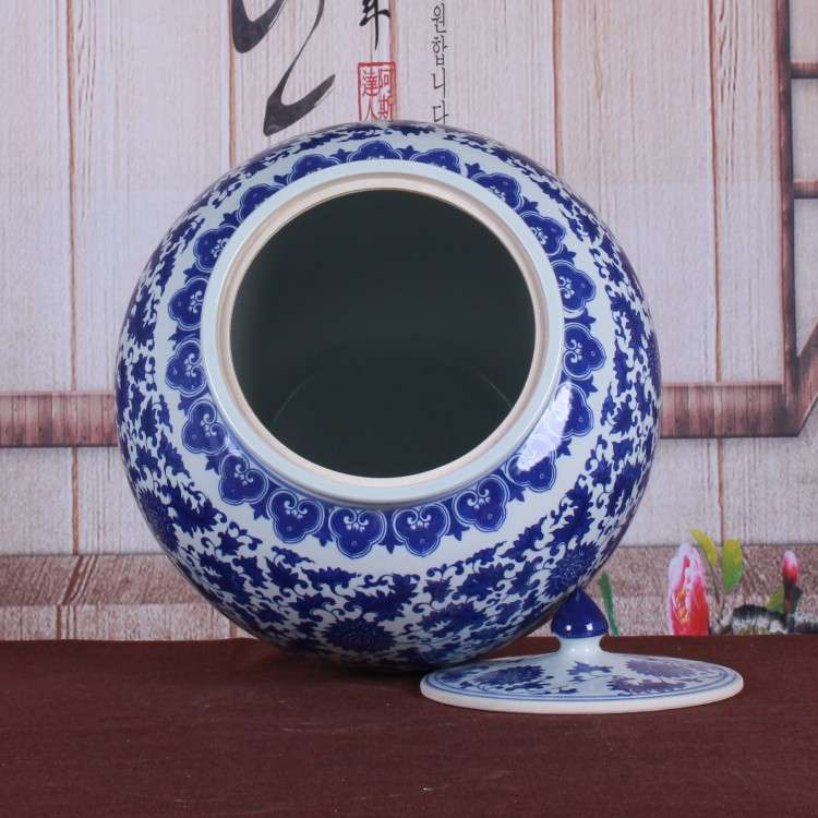 陶瓷米缸酒坛子50斤装釉下彩青花瓷圆罐子带盖密封家居储物缸
