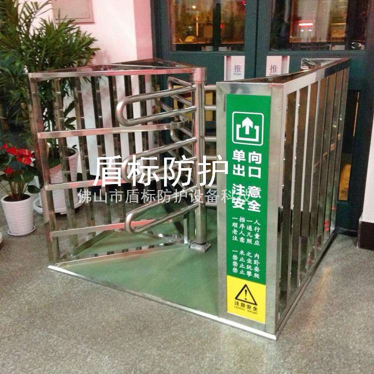 不锈钢门进入通道扎机三排栏杆梳状单限半高门禹州招远车站单向门