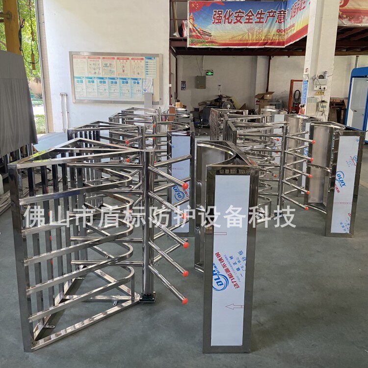 游乐场单限出入口人流管控设备半高转闸不锈钢栅栏杆辊闸门出口闸