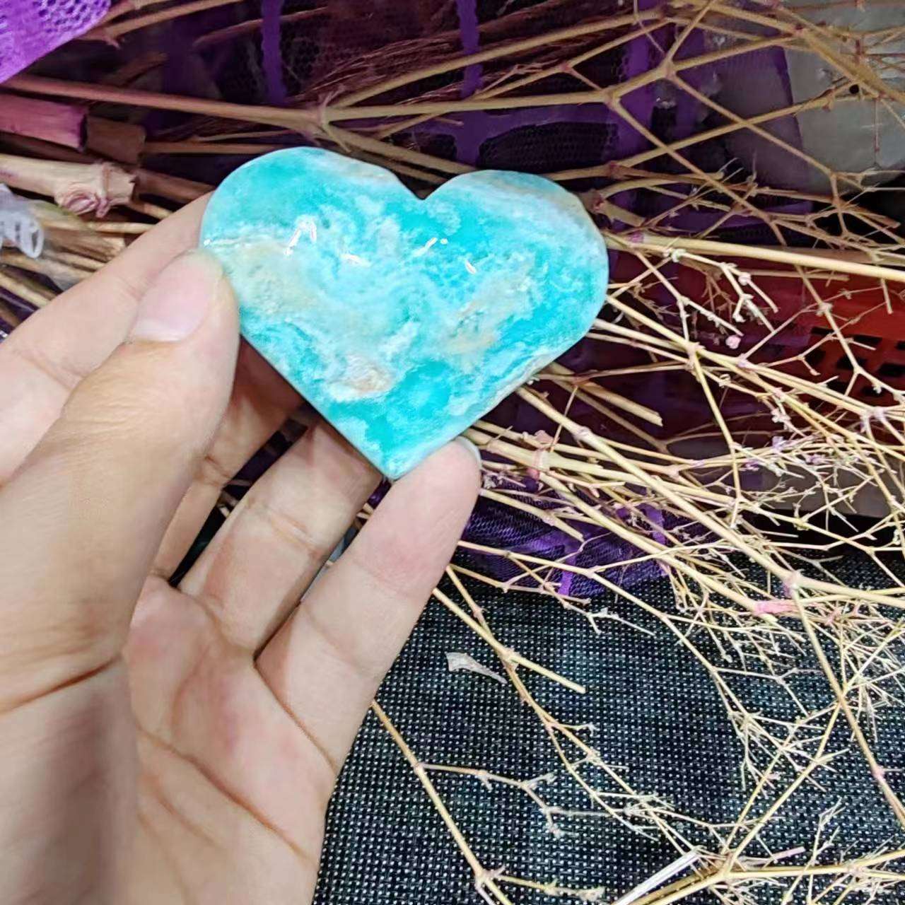 天然水晶天空蓝小爱心雕刻件原石打磨把玩件装饰摆件工艺品