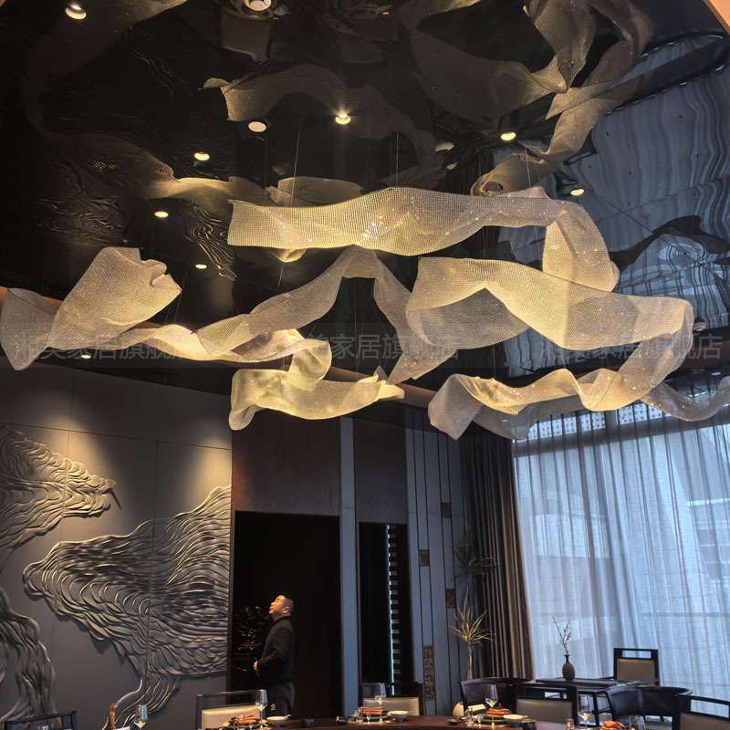 酒店餐饮大堂水晶玻璃大型异形飘带吊灯售楼部沙盘艺术工程灯