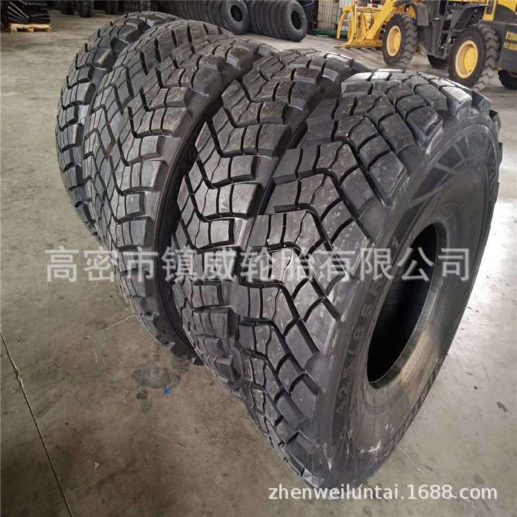 越野花纹 运输卡车轮胎 425/85R21 全钢子午线轮胎 425/85R21