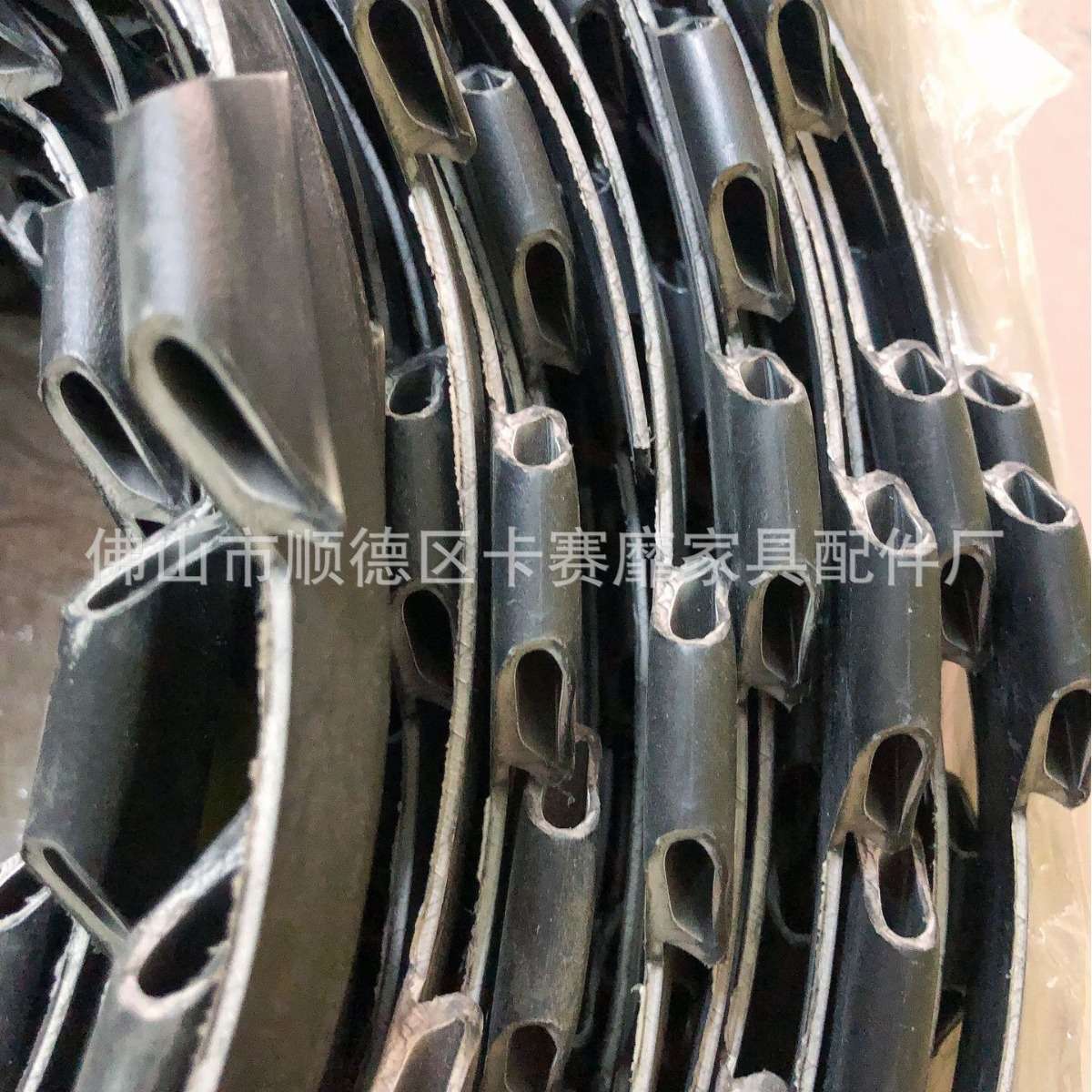 佛山顺德厂家直供现代简约家具沙发配件胶合条塑料弹簧扣高强度