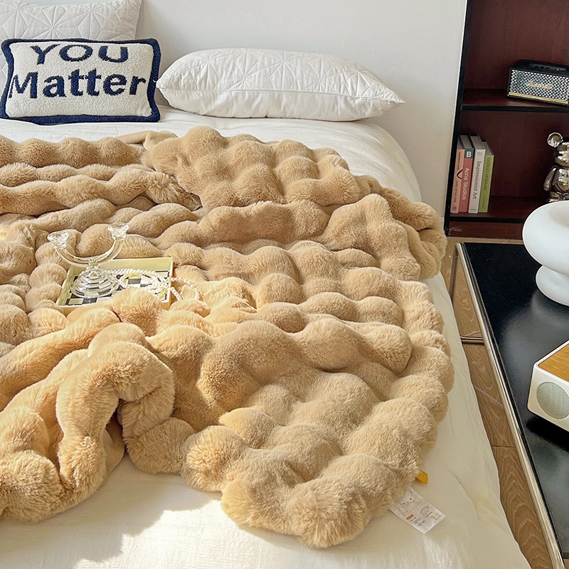 鱼梦~超加厚保暖托斯卡纳皮草风毛毯奶咖色 冬季沙发盖毯办公室毯