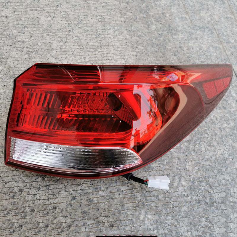 适用于起亚K2尾灯1718款K2尾灯KXCROSS尾灯后大灯尾灯罩三厢