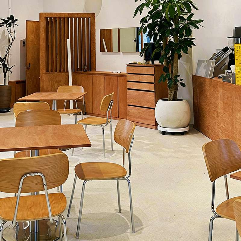 简约原木风餐饮桌椅组合咖啡厅奶茶店快餐店餐椅商用轻食店休闲桌