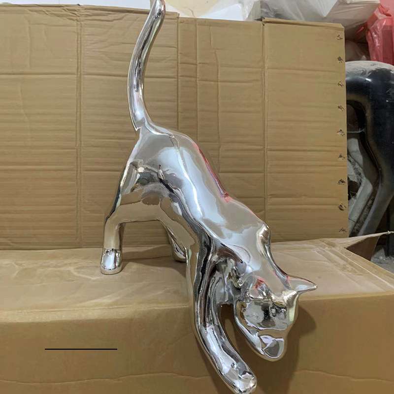 仿不锈钢创意猫摆件电镀玻璃钢装饰户外个性仿真动物园林庭院雕塑