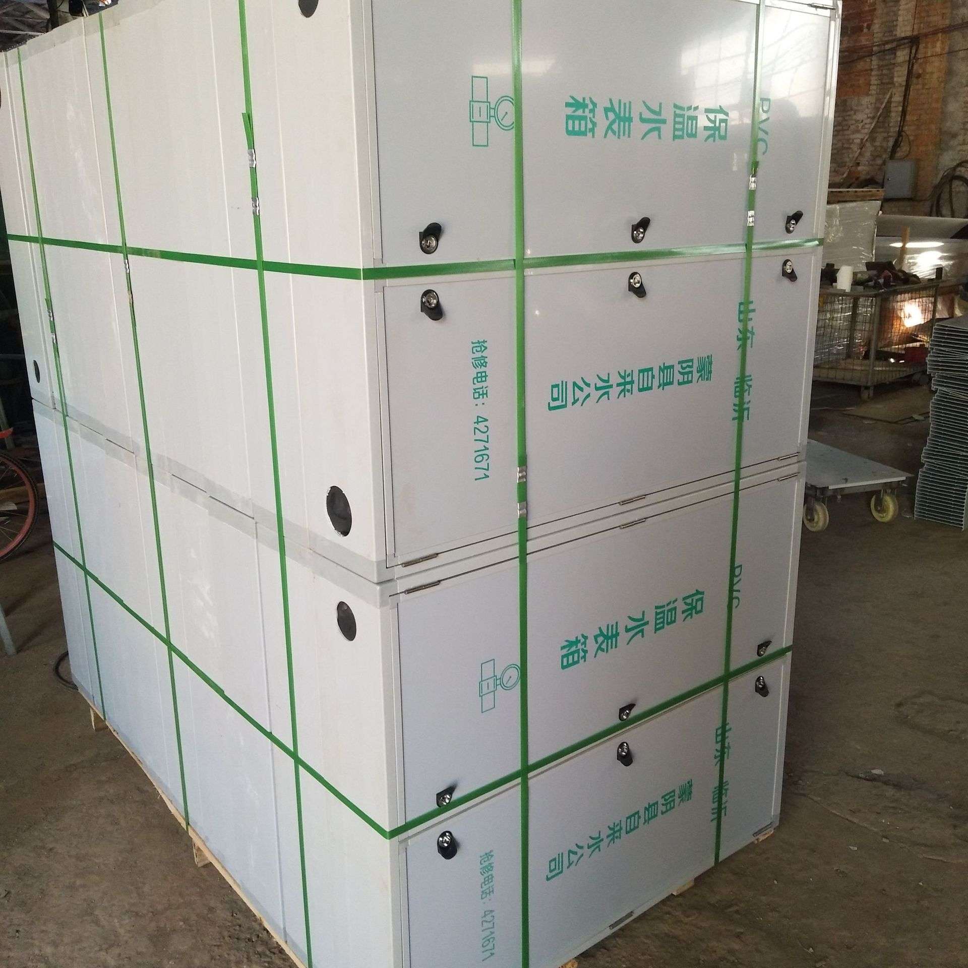 南昌厂家供应复合树脂塑钢智能防冻保温pvc塑料水表箱-八表箱