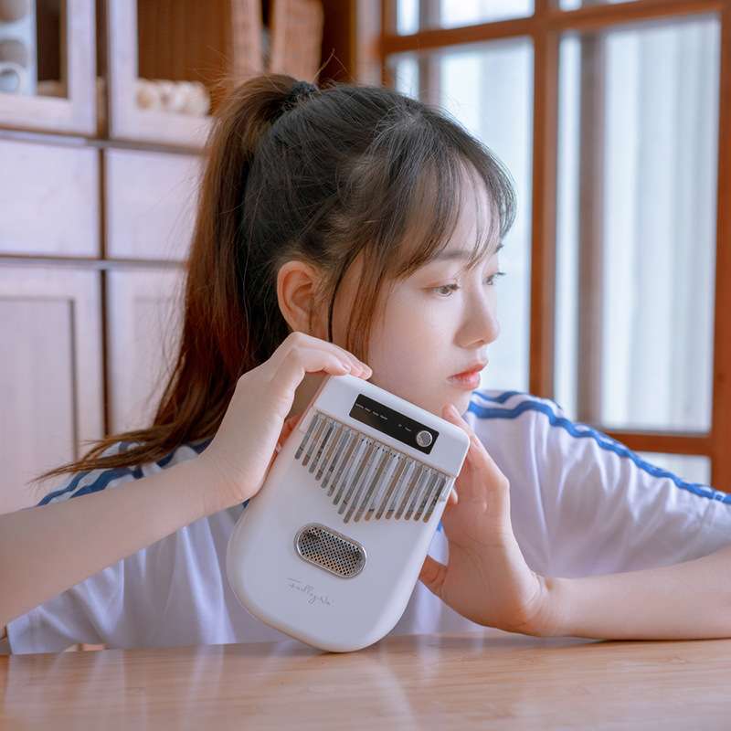 电子智能卡林巴拇指琴17音手指琴kalimba 便携乐器手指钢琴
