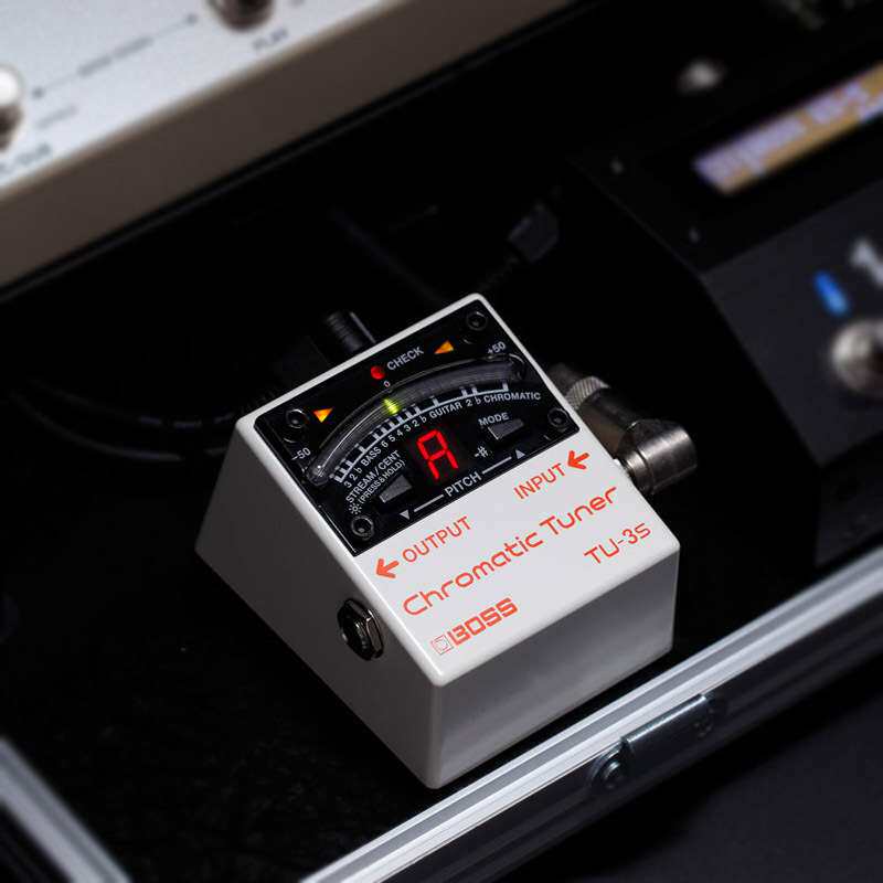 BOSS VB2W/MD-500/TU-3/TR-2/RV-500 电吉他颤音单块效果器