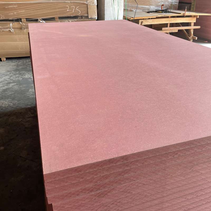 阻燃中纤板防火板18mm高密度板不变形可贴面加工家具红板阻燃板图片