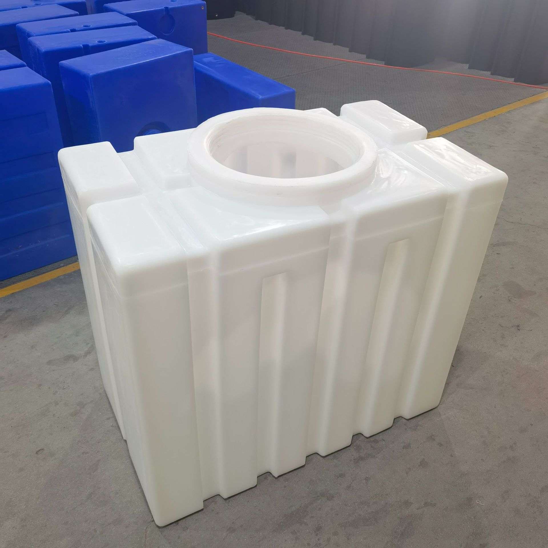 柴油桶500升长方形塑料油箱耐酸碱化工水箱加厚车载运输罐防腐蚀