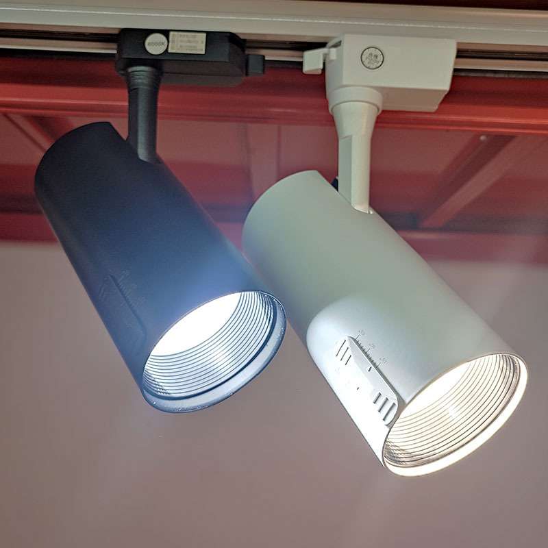 迴龙澳浦LED调焦变焦轨道射灯30W服装店展背影墙COB路轨灯HLTJ01A