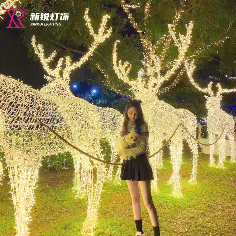 户外打卡糜鹿一家三口造型灯LED亚克力图案装饰小品灯雕塑鹿灯