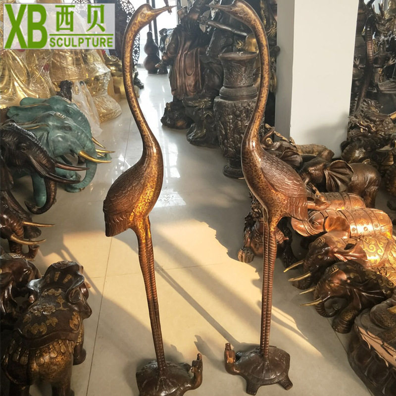 铸铜仙鹤踩龟雕塑厂家供应景区园林景观装饰各种动物摆件灯台装饰