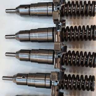 现货销售CATC7发动机喷油器10R-4761 557-7627 328-3585喷油嘴