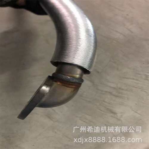 加藤HD820 4M50发动机EGR管  挖机配件 挖掘机配件