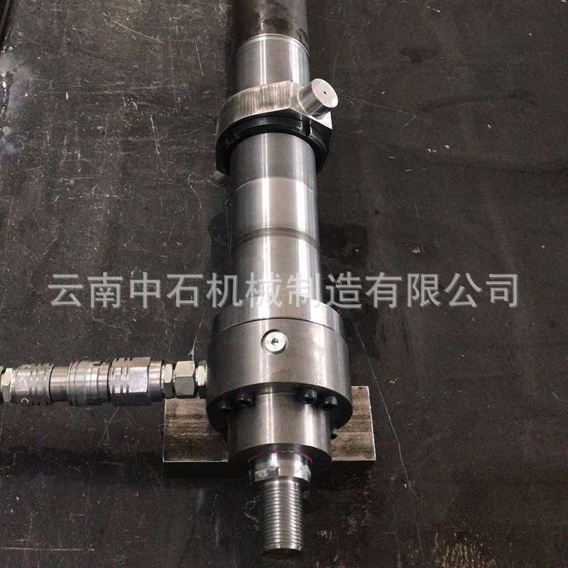厂家生产链接头中耳轴安装有缓冲80/56–1500耐高温液压缸