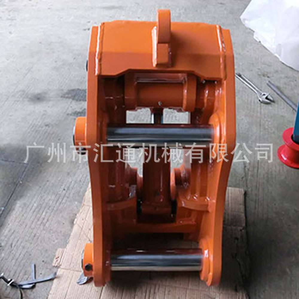 SY210挖掘机前端属具-快换接头 高强度锰板制作 4-45吨机都适用