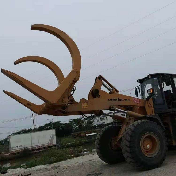 Wooden fork with toothed clamp抓草棉花抱夹铲车属具对齿夹木叉