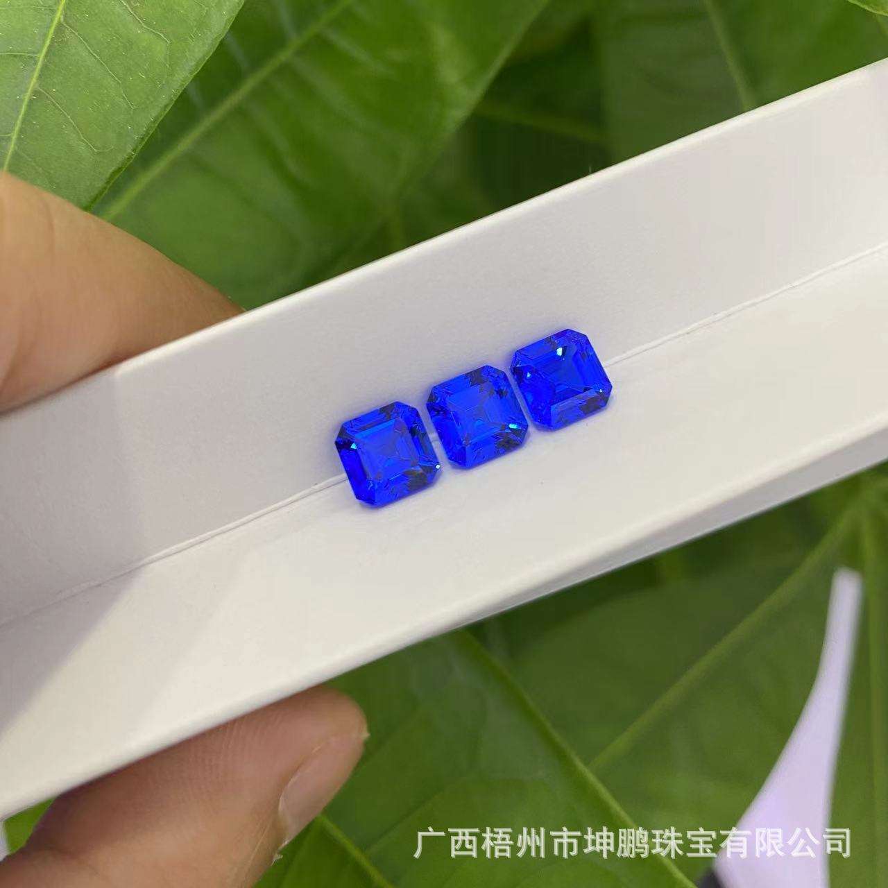 源头厂家尖晶蓝小妖实验室培育生成蓝宝石宝塔形阿斯切裸石戒面