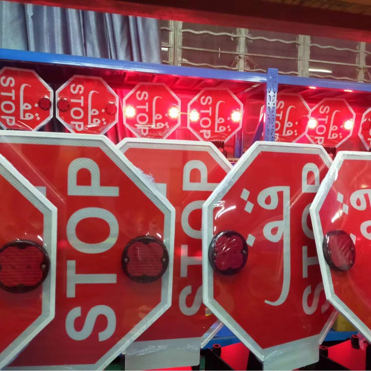 校车停车指示牌 停车信号臂  校车电动停车臂 校车档臂STOP BOARD