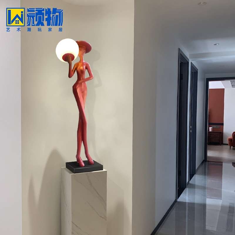 玄关装饰抽象人物雕塑品客厅橱窗酒柜落地灯意式极简高档艺术摆件