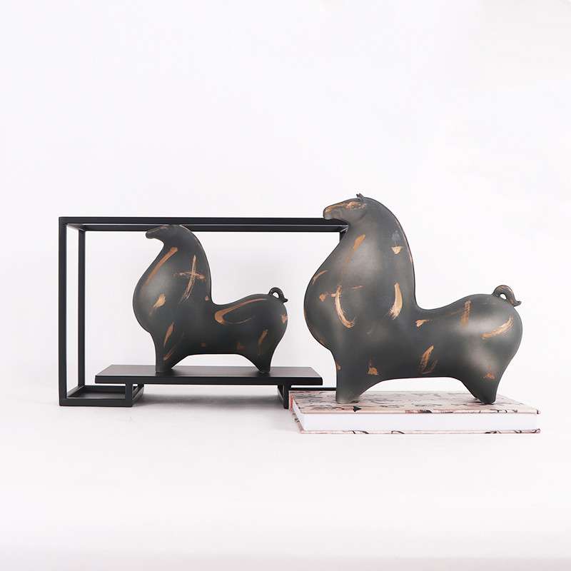 宋代美学新中式陶瓷马摆件客厅玄关软装工艺品家具博古架软装饰品