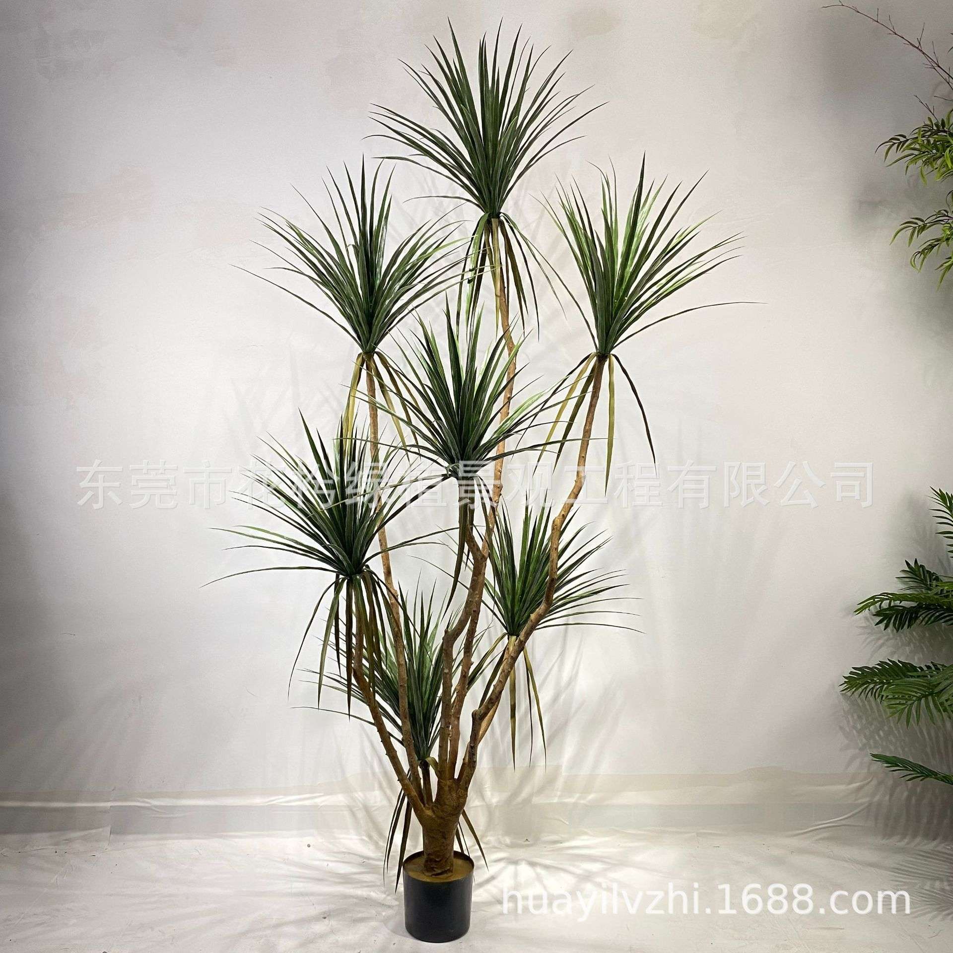 仿真铁树假盆栽巴西龙血树绿植商场植物红铁血树酒店落地盆景摆件