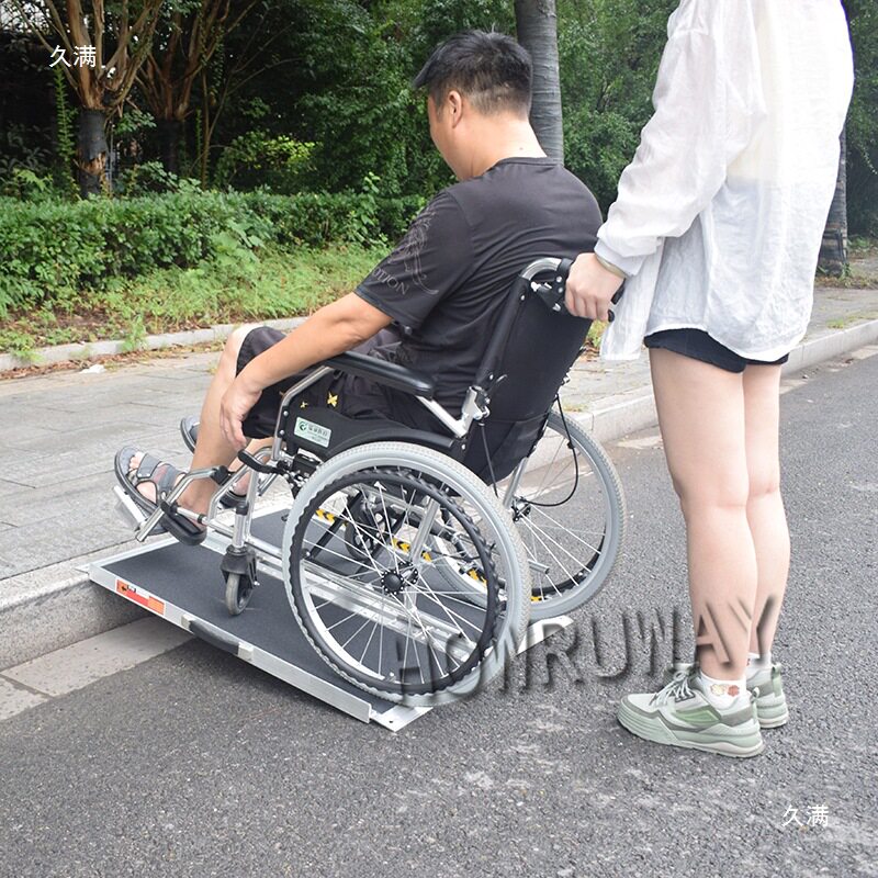 移动斜坡楼梯坡道轮椅折叠铝合金防滑坡道便携式无障碍其他